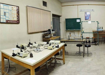 Strength of Materials Lab